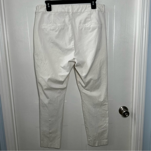 Old Navy Pixie High Rise White Pants 14 Secret Slim Pockets Stretch Career - Picture 5 of 9